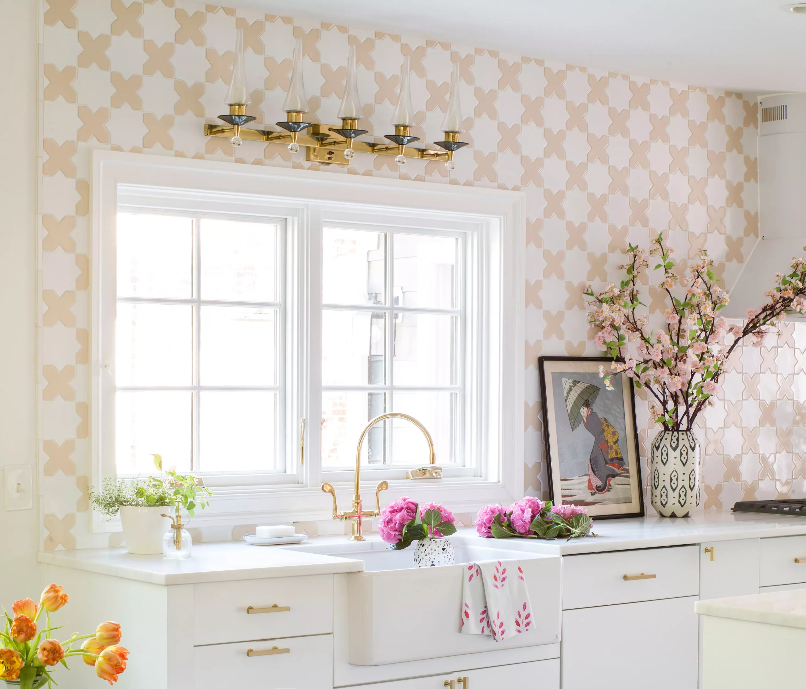 7 Wallpaper Trends Experts Are Loving in 2025