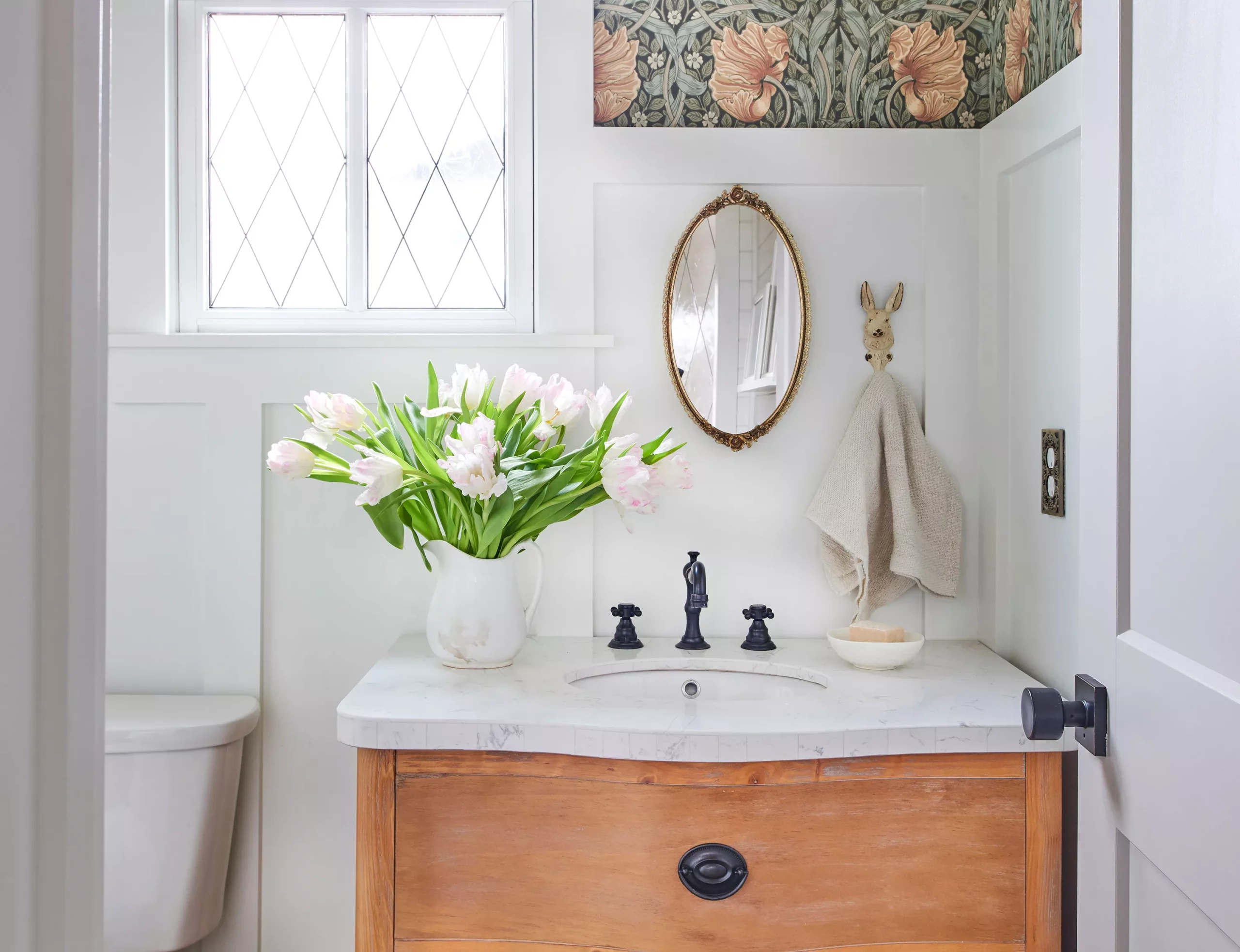 5 Mistakes Designers Say Are Making Your Bathroom Look Smaller