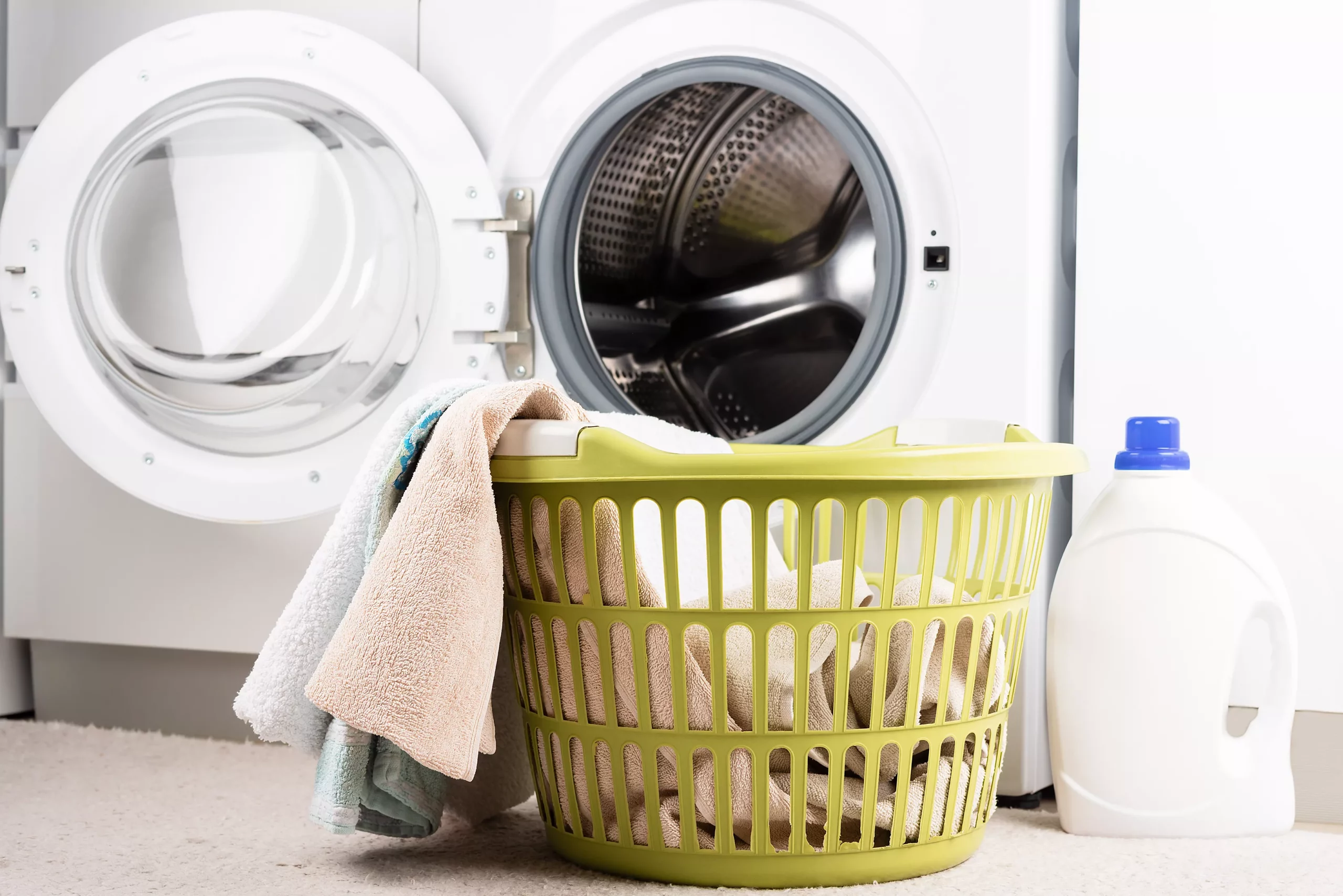 5 Harmful Ingredients to Avoid in Your Laundry Detergents